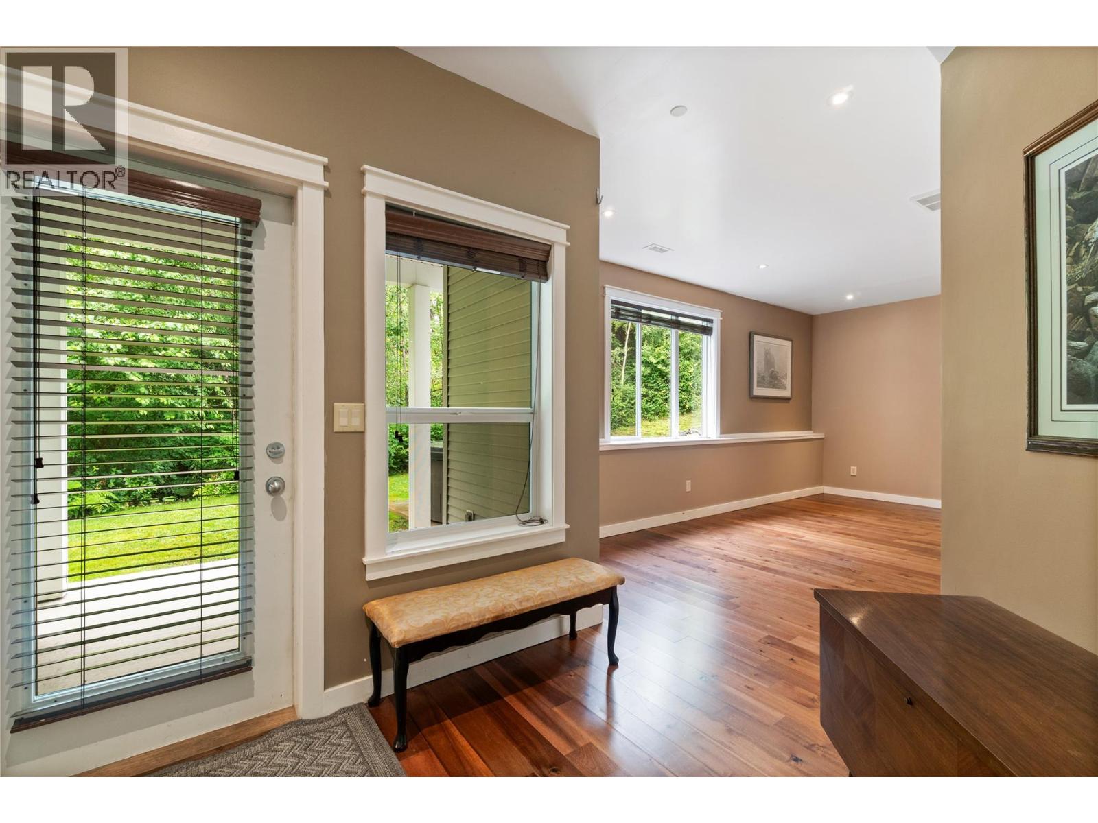 #32 801 20th Street NE - Image 37