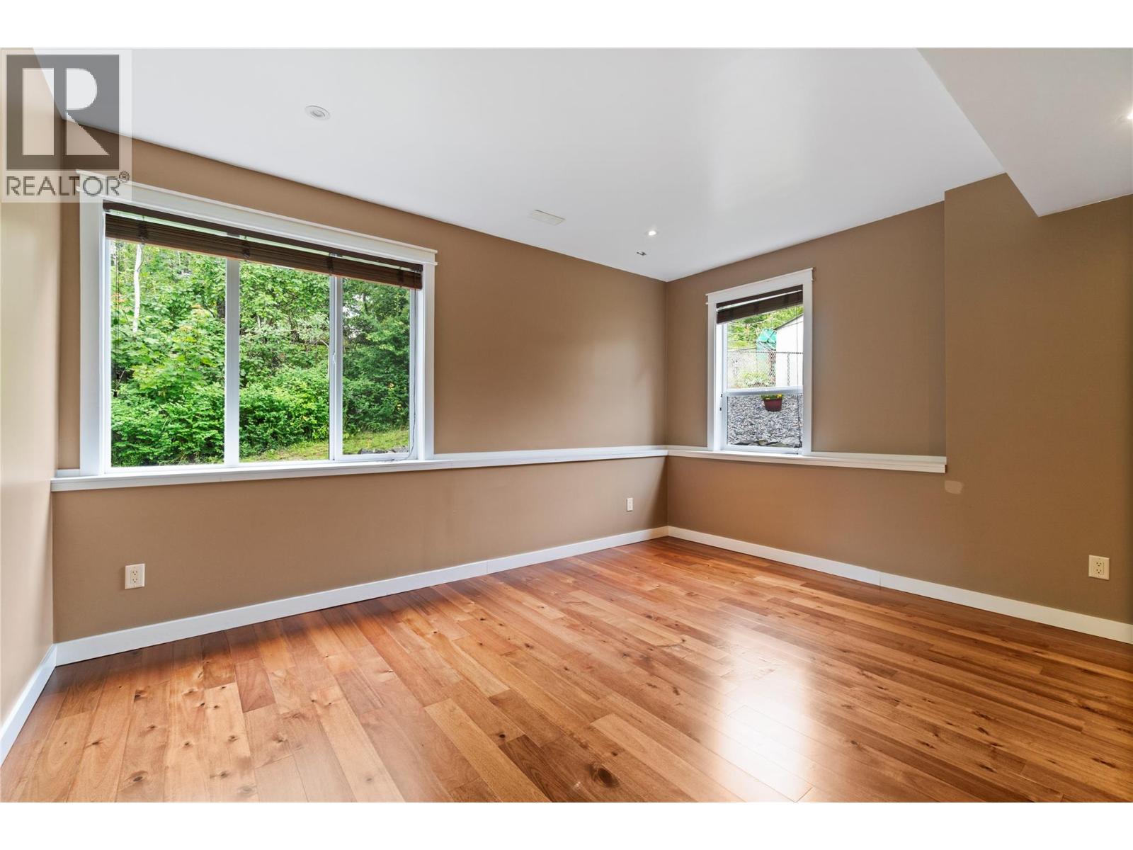 #32 801 20th Street NE - Image 46