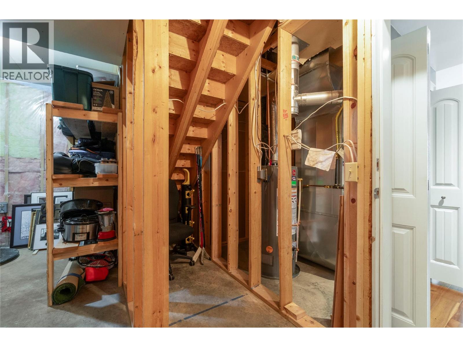 #32 801 20th Street NE - 52