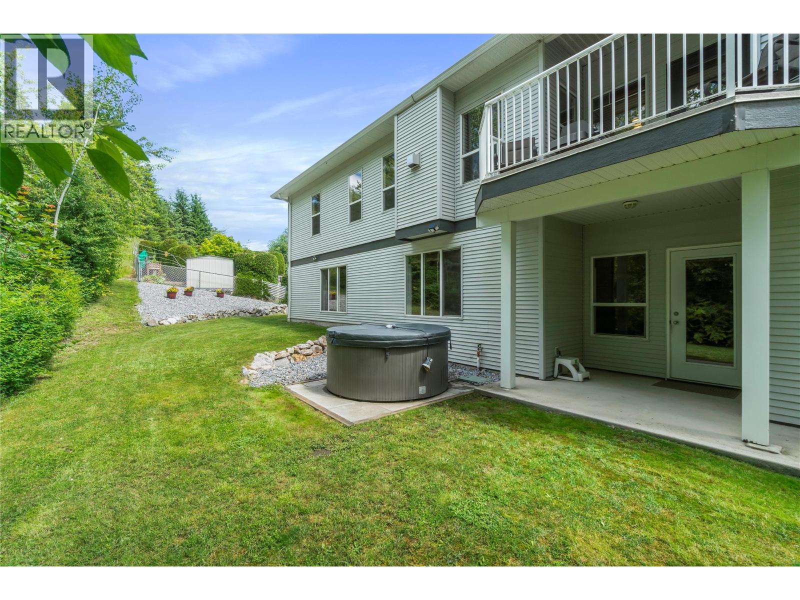 #32 801 20th Street NE - 3