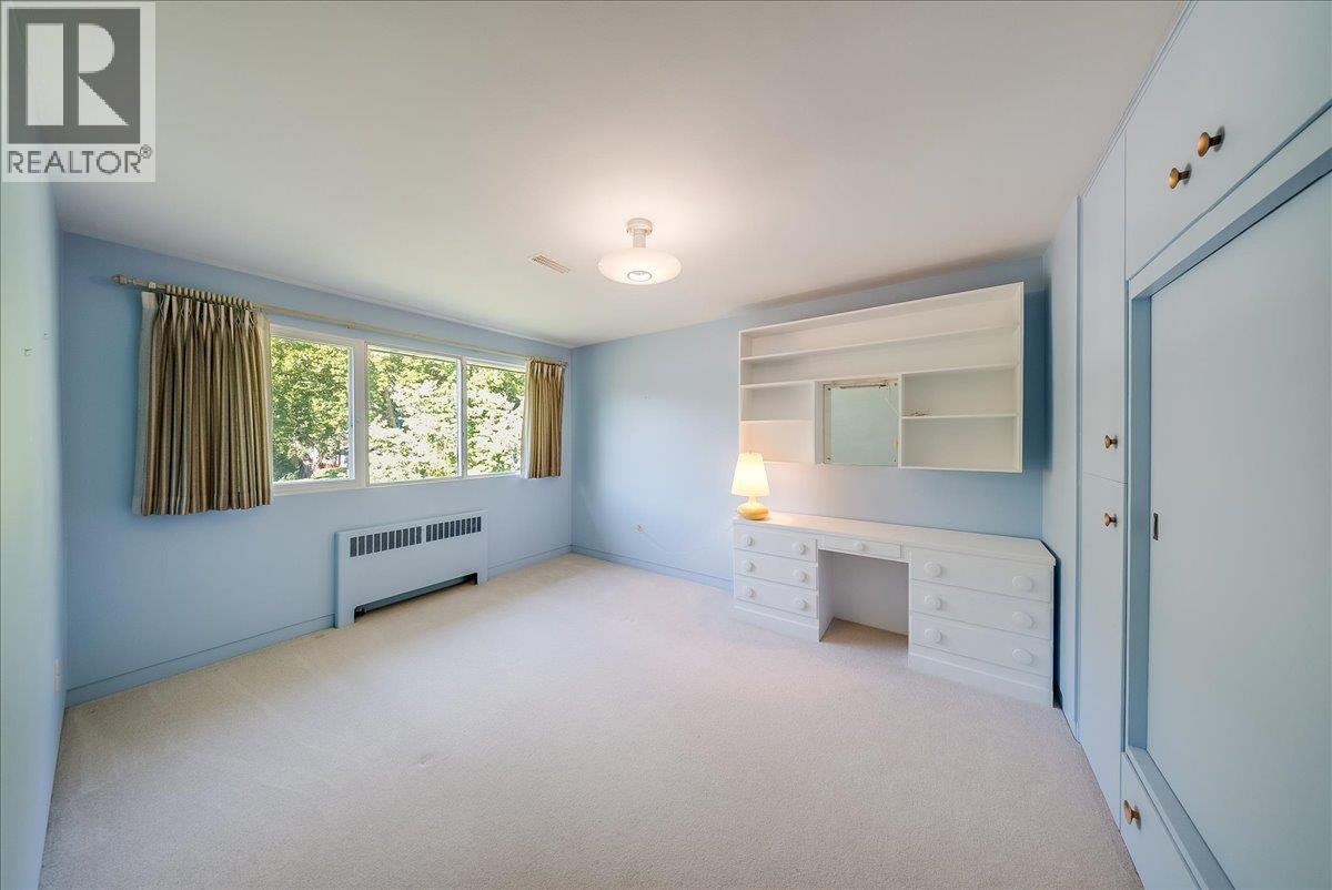 20 Hazlewood Drive - 26