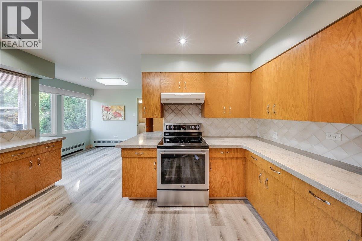 20 Hazlewood Drive - Image 12