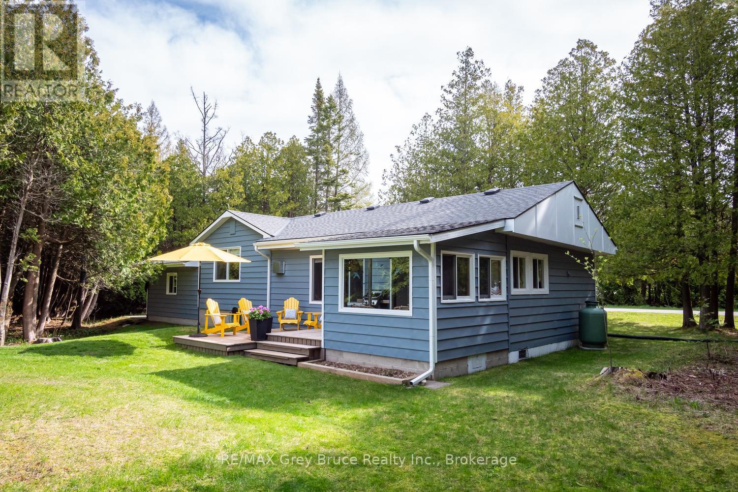 188 BAY STREET - 36