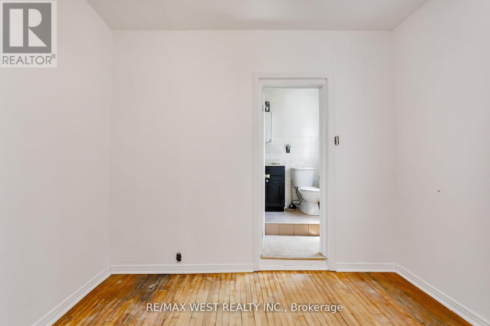 39 NOBLE STREET - 14