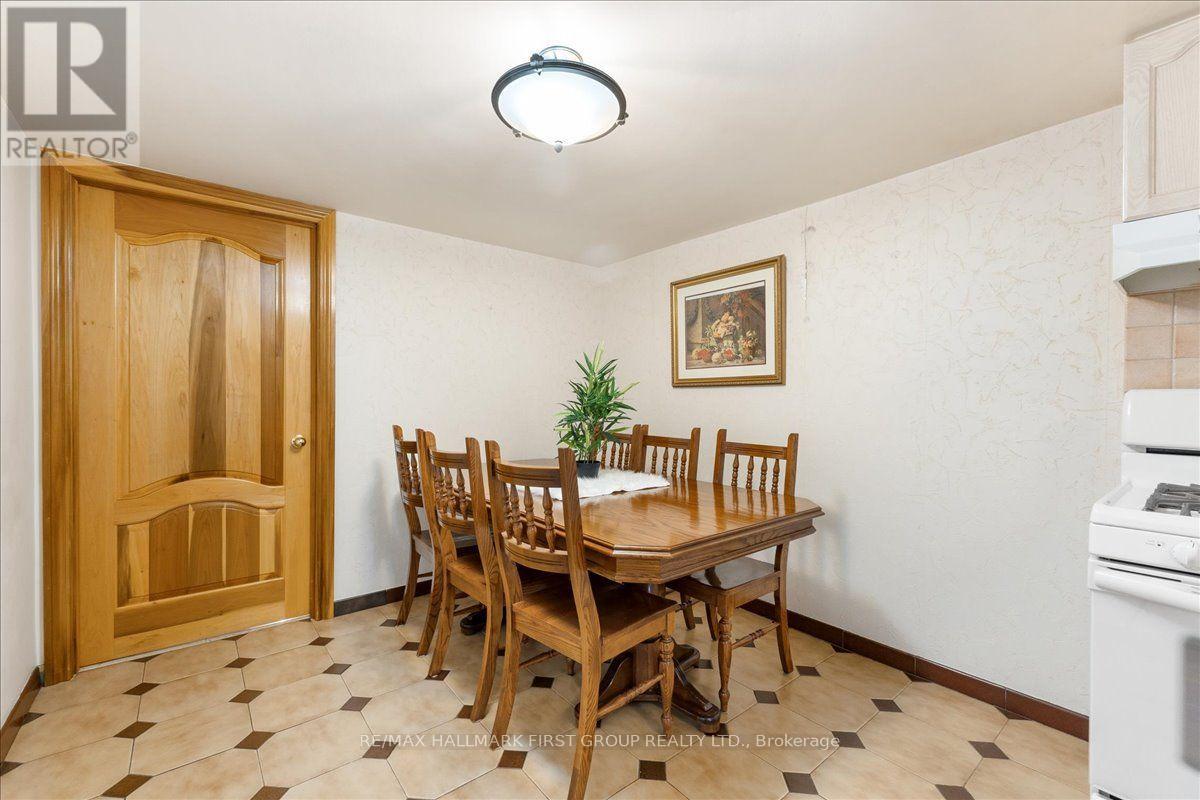 40 CHERRYLAWN AVENUE - 34