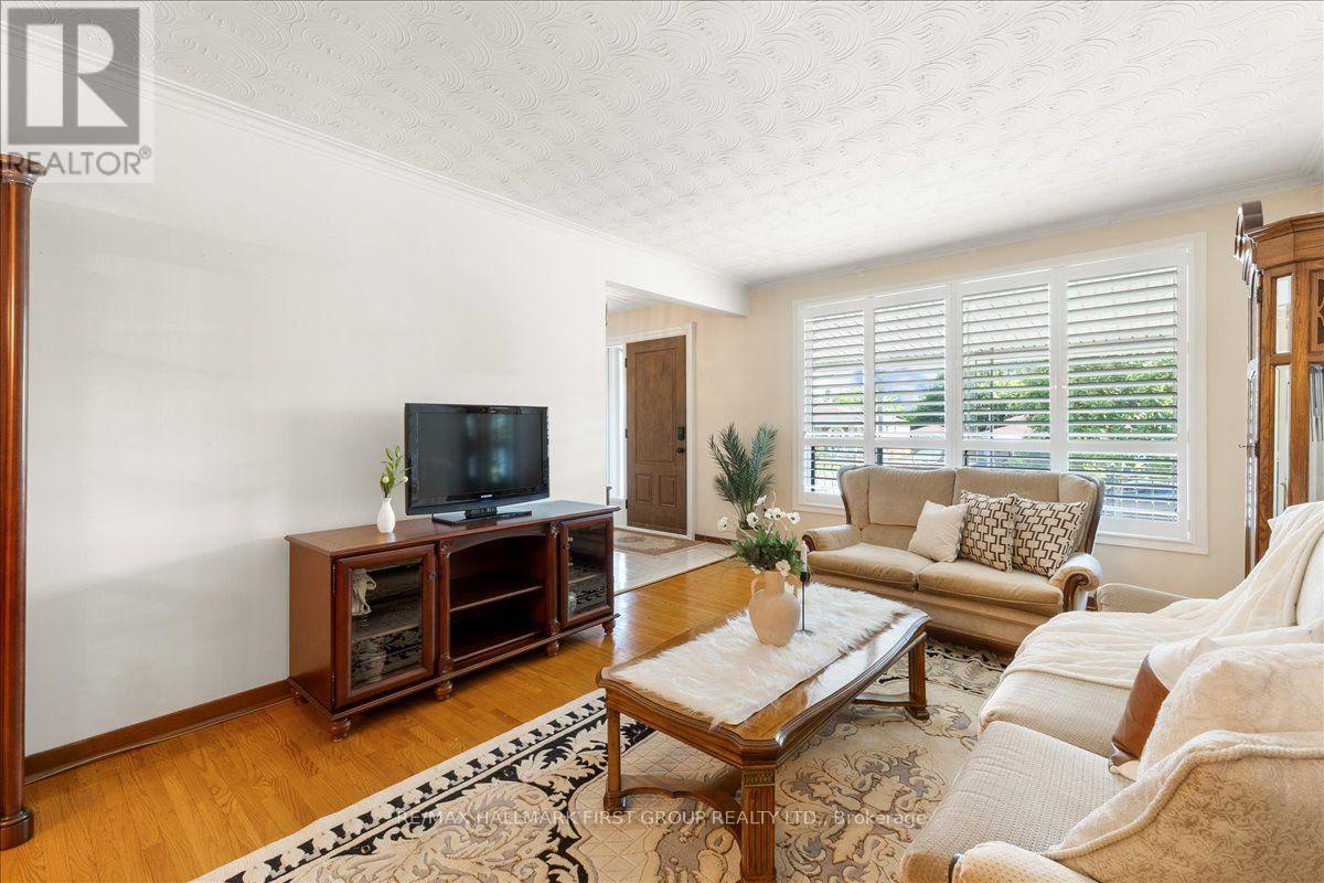 40 CHERRYLAWN AVENUE - 8