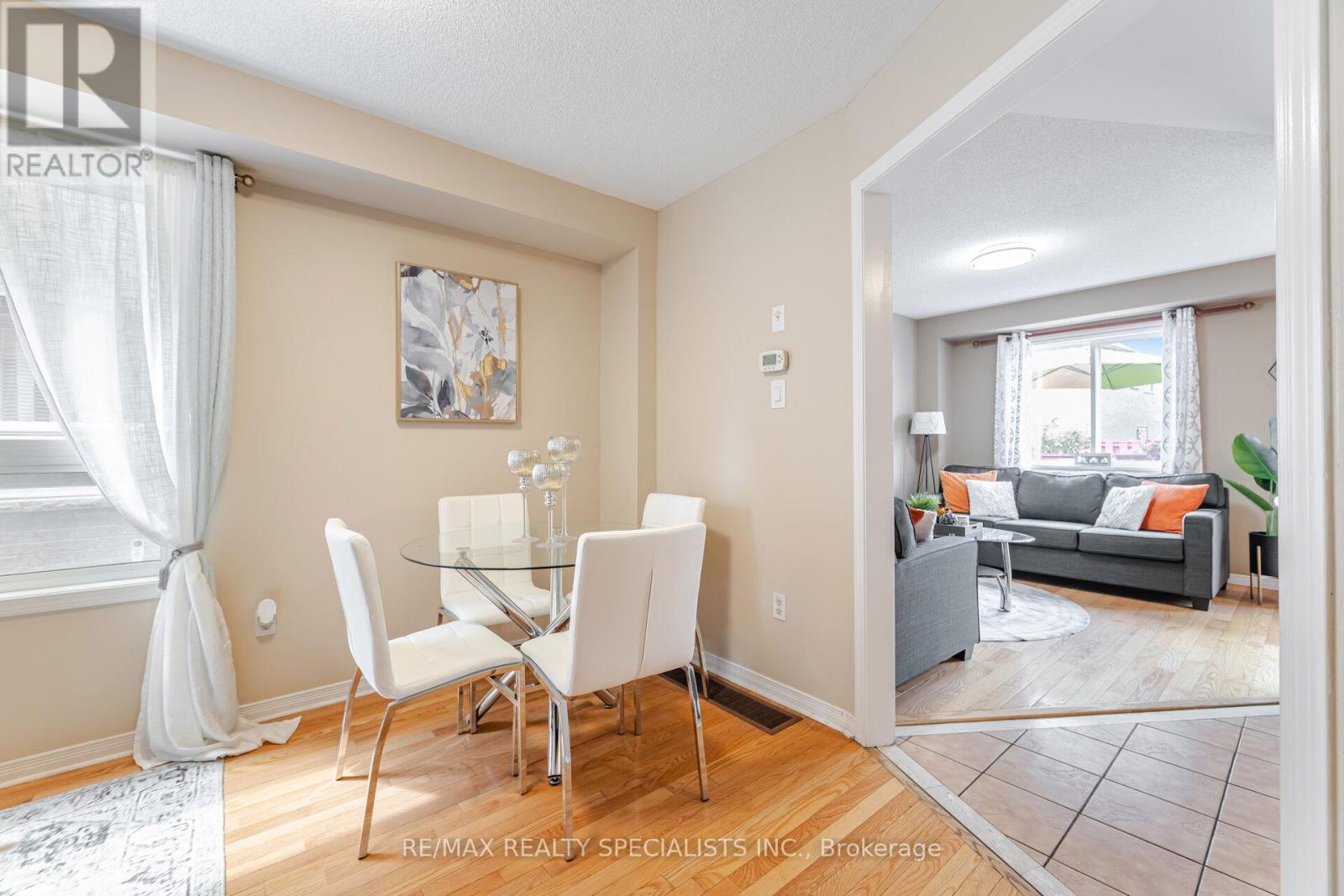 5642 ARMANDO AVENUE - 14