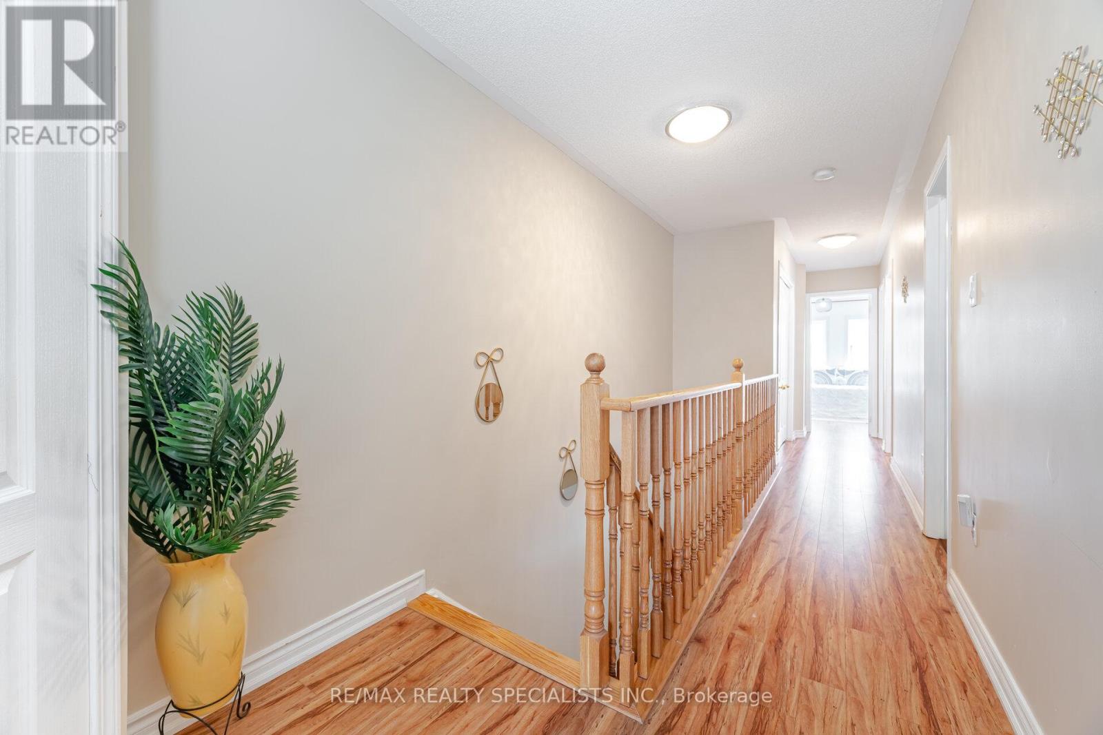 5642 ARMANDO AVENUE - 24