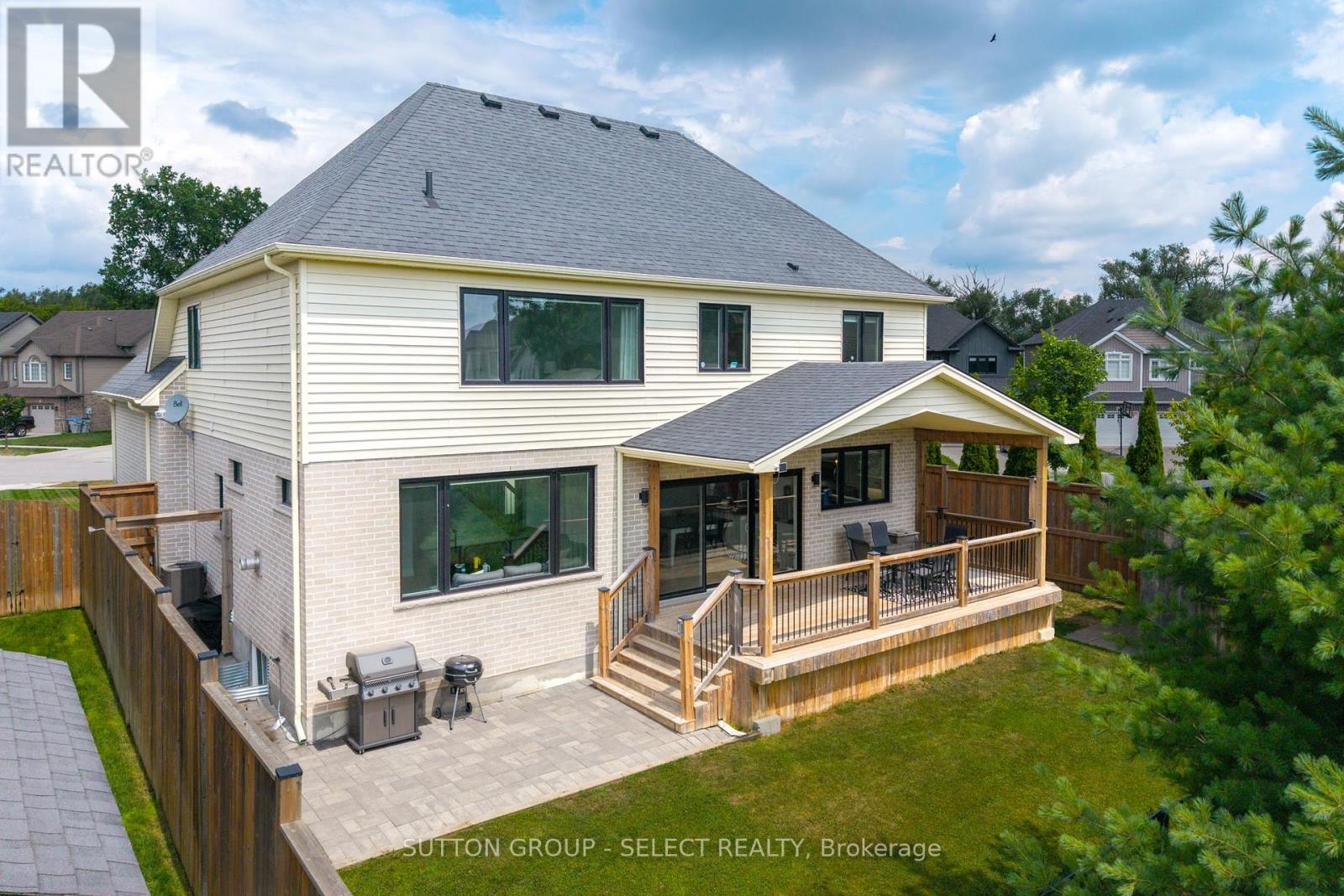 230 UNION AVENUE - 43