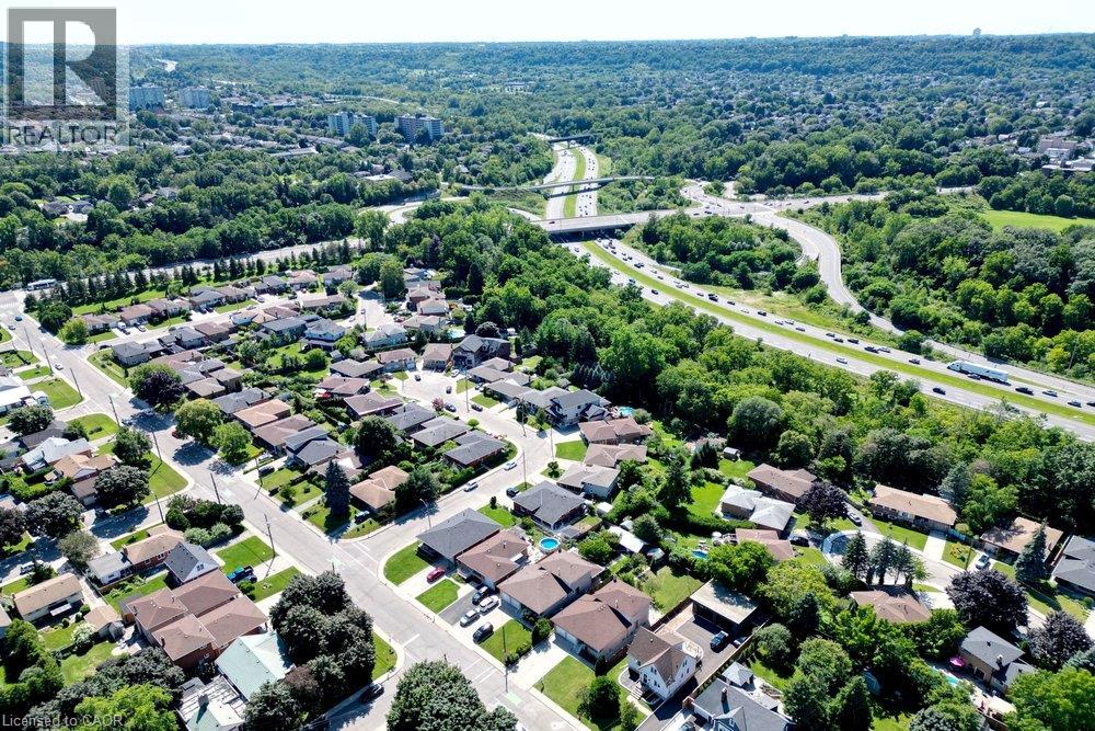 118 POTTRUFF Road S - 49