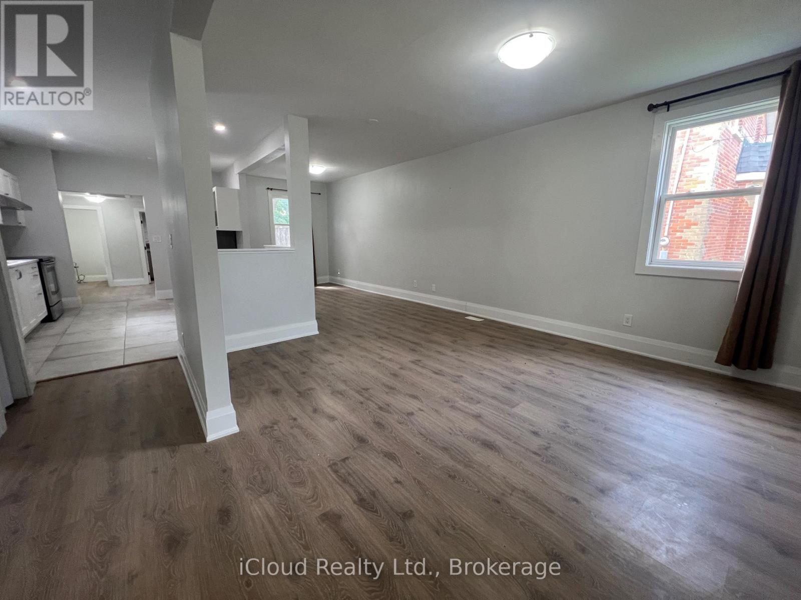 71 OSPREY STREET S - 17
