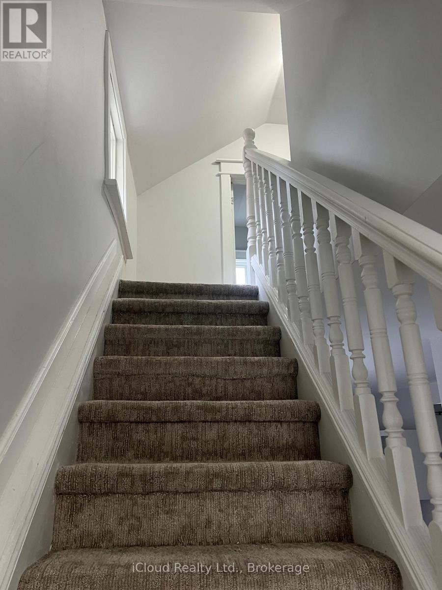 71 OSPREY STREET S - 8
