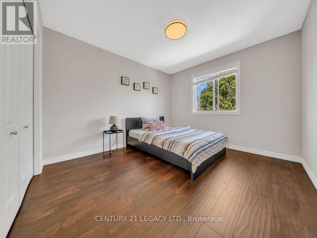 1686 JUBILEE DRIVE - 21