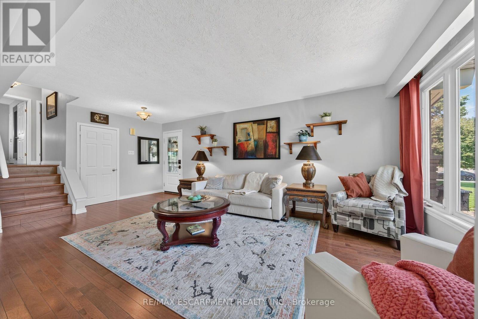 8399 DICKENSON ROAD E - 18