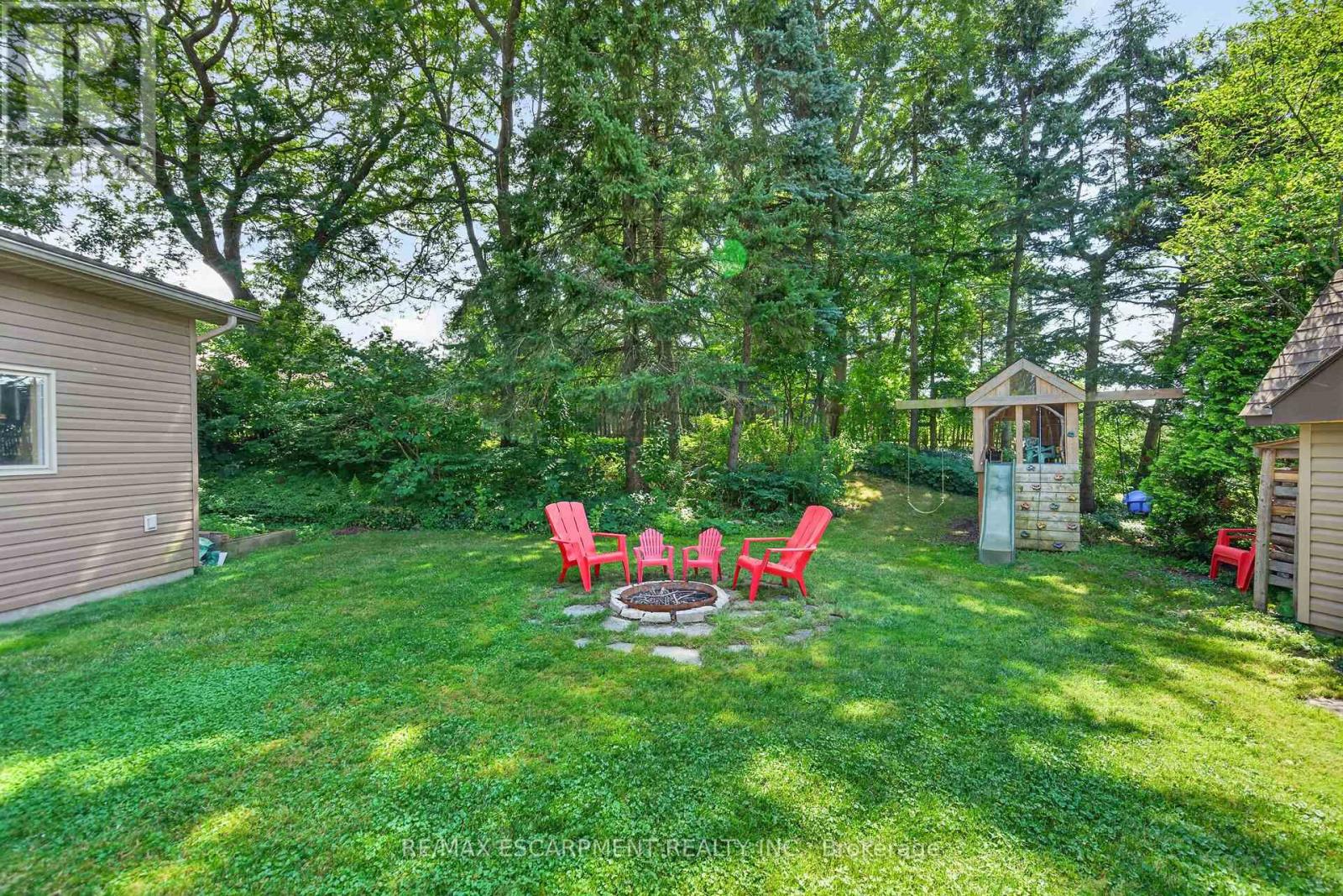 8399 DICKENSON ROAD E - 43