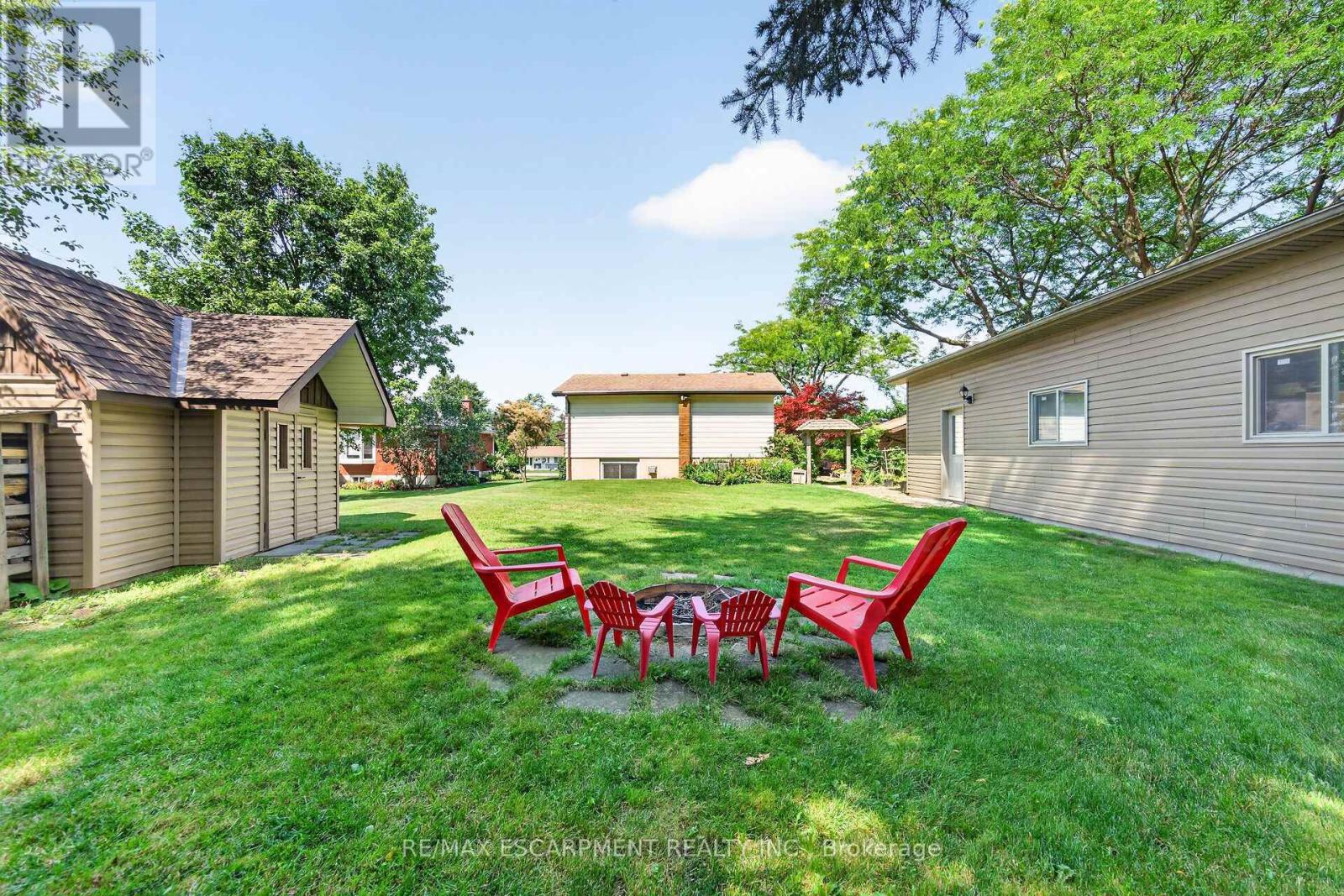 8399 DICKENSON ROAD E - 45