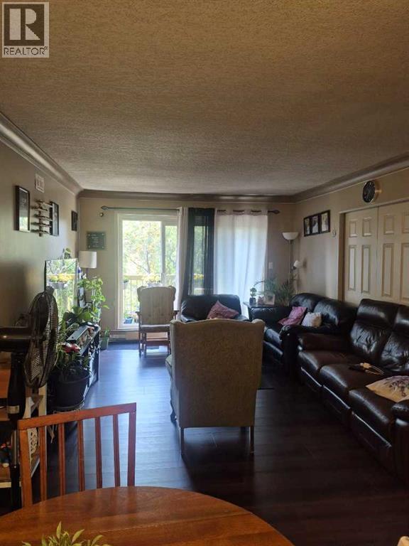 #401 4732 54 Street - Image 8