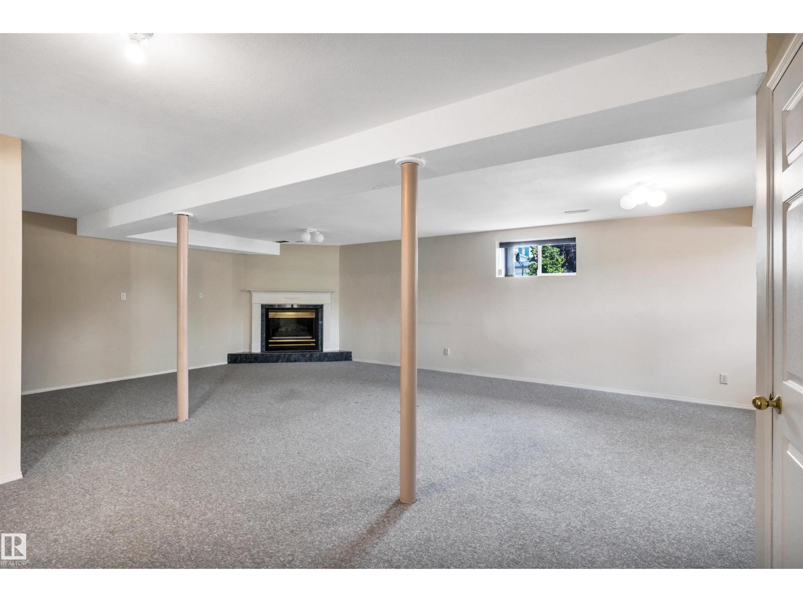 20 HIGHLAND CR - Image 22