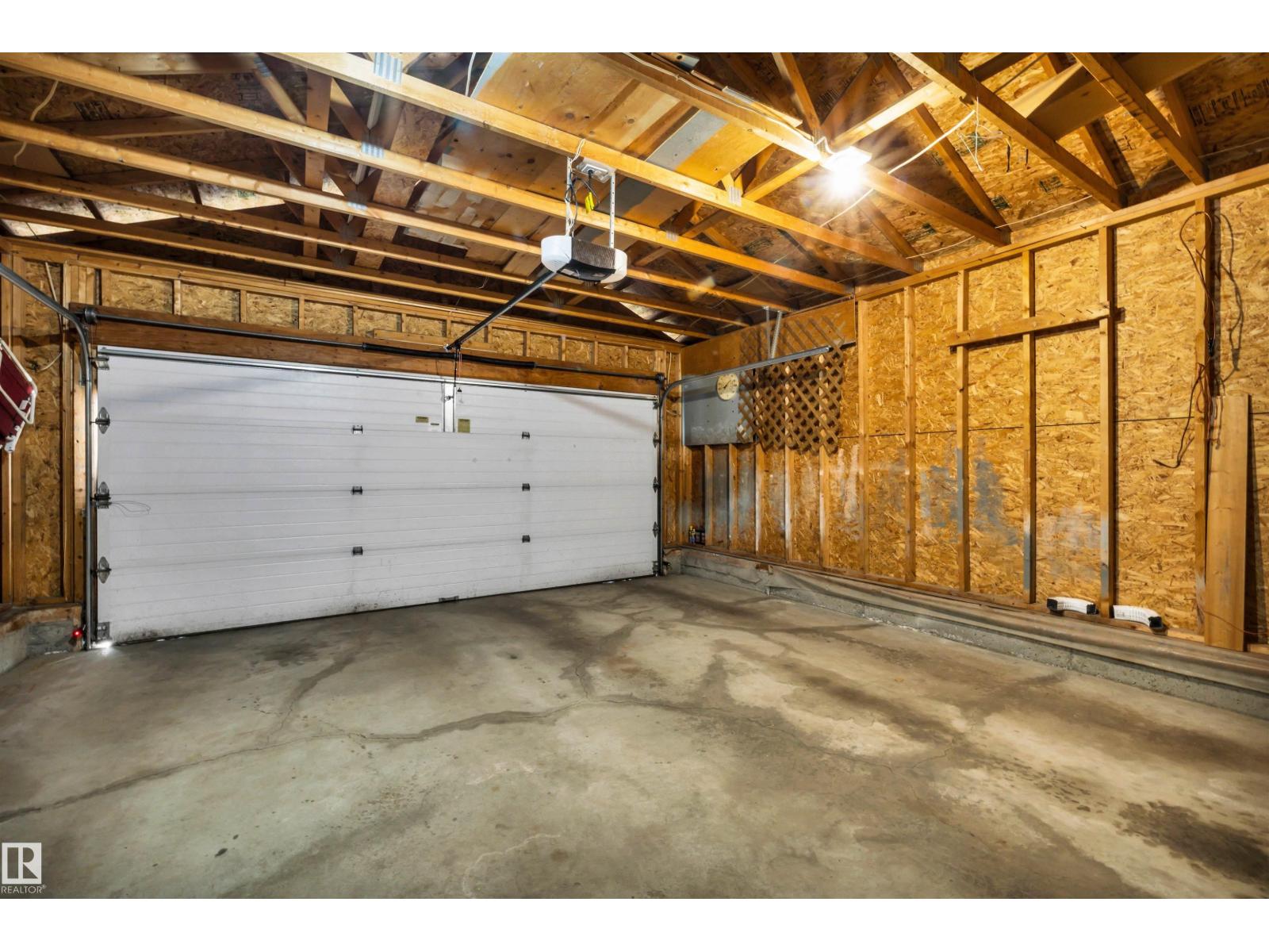 20 HIGHLAND CR - Image 30