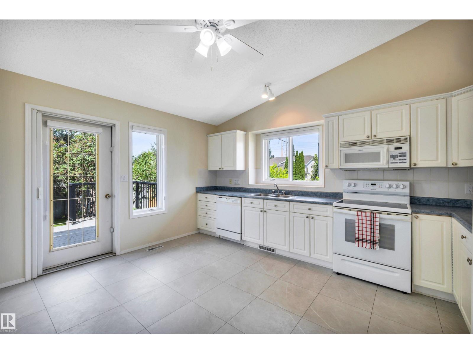 20 HIGHLAND CR - Image 8