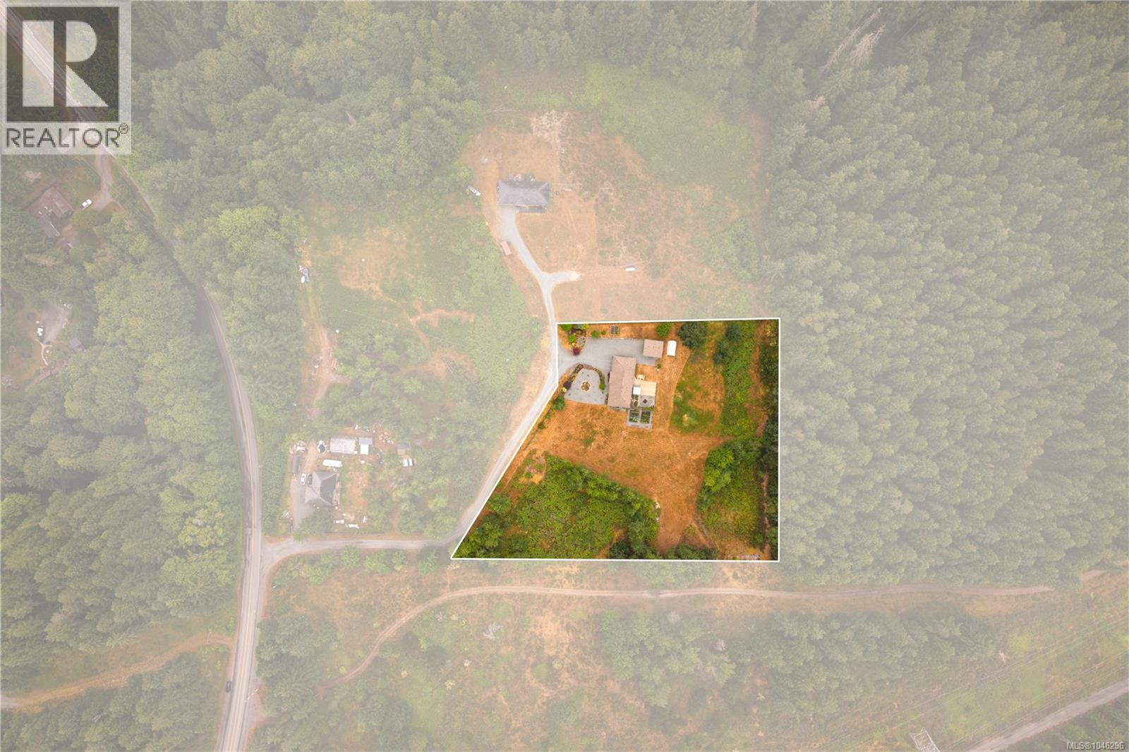 460 Nanaimo River Rd - 13