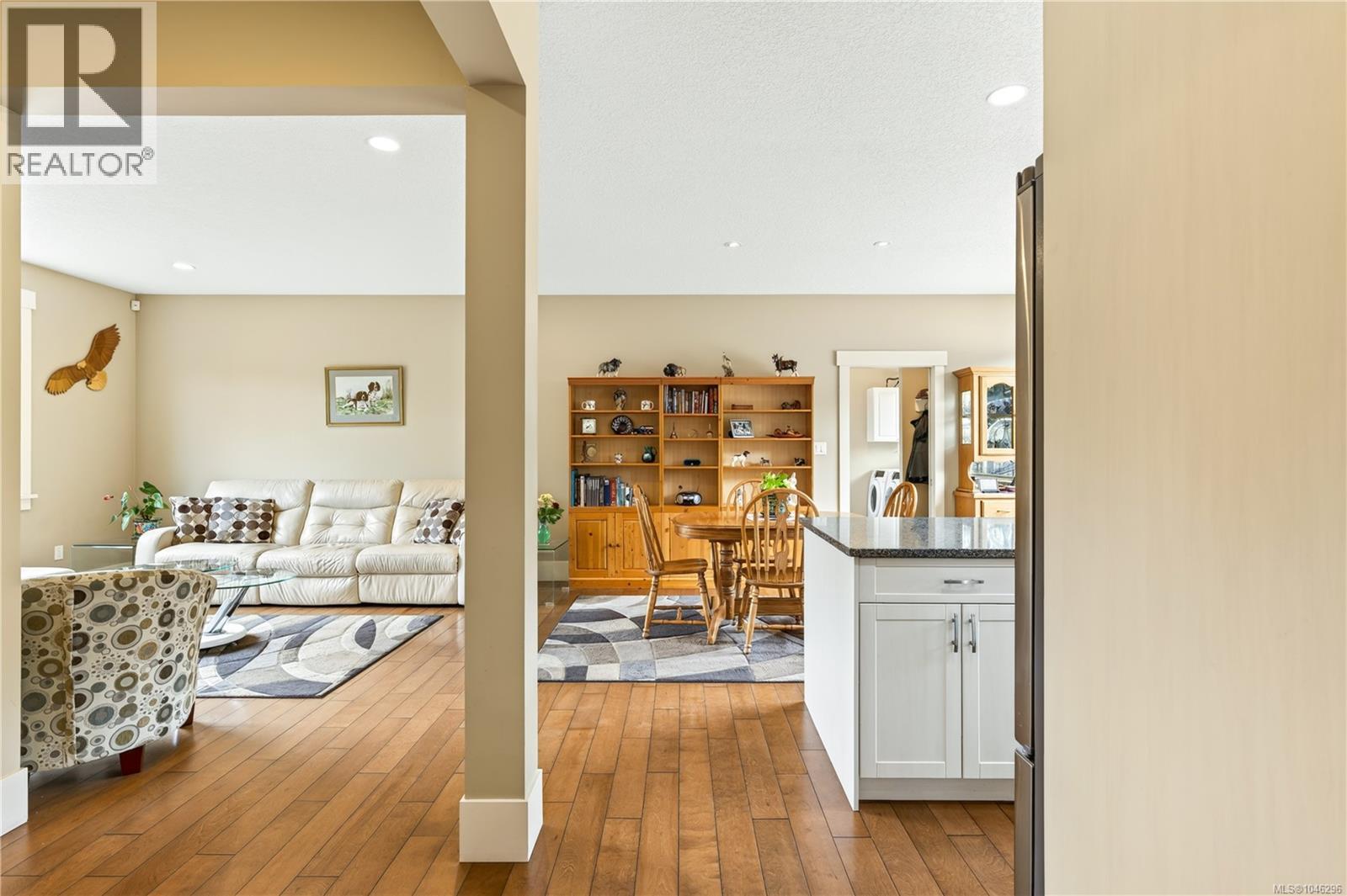 460 Nanaimo River Rd - 19