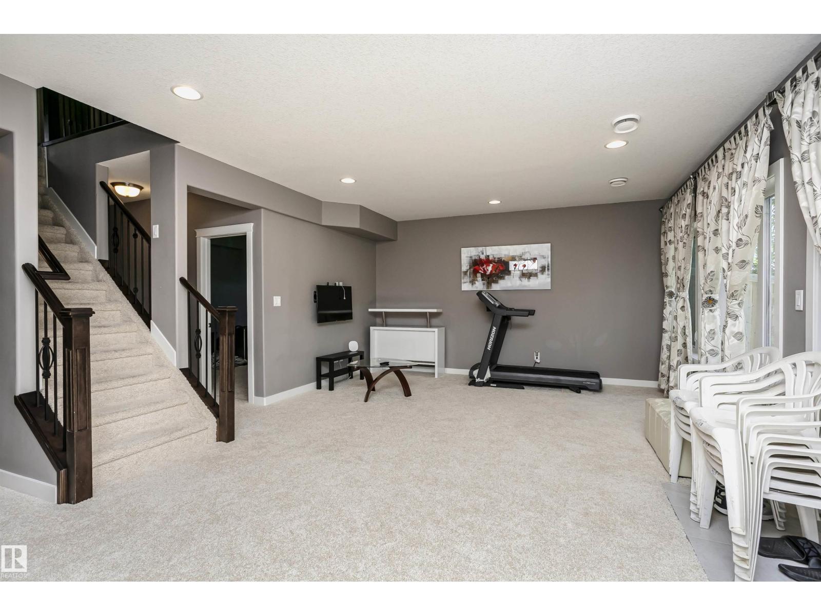 15848 13 AV SW - Image 39