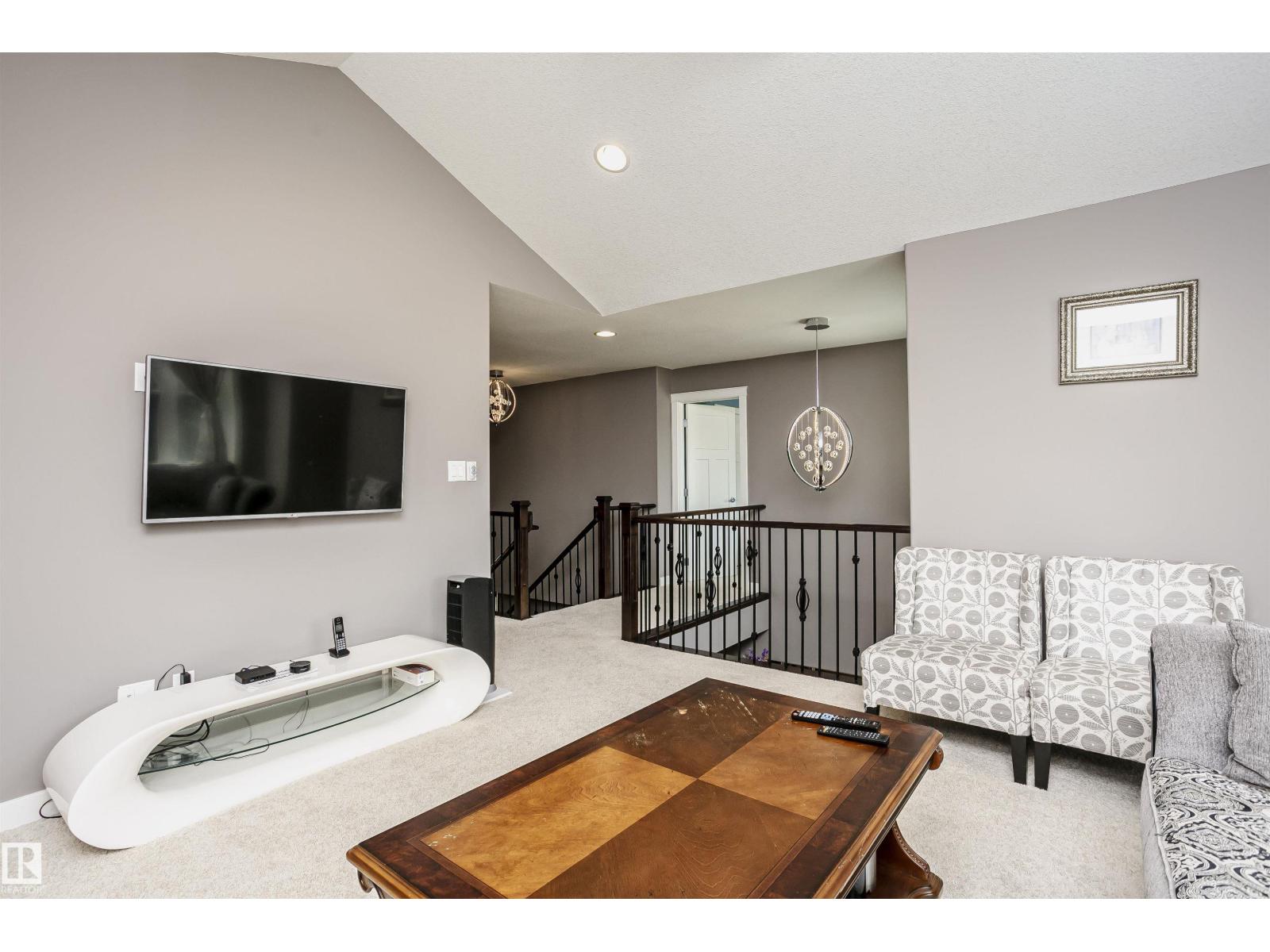 15848 13 AV SW - Image 25