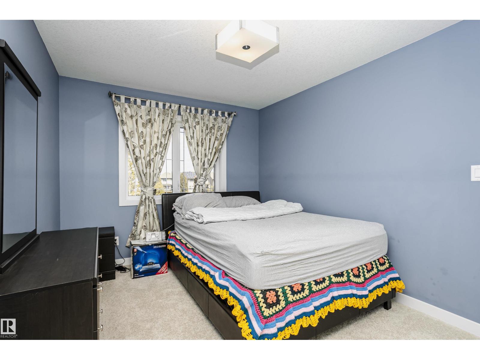15848 13 AV SW - Image 34