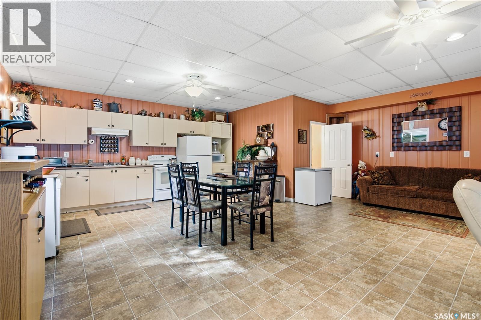 403 Fetsch CRESCENT - Image 5