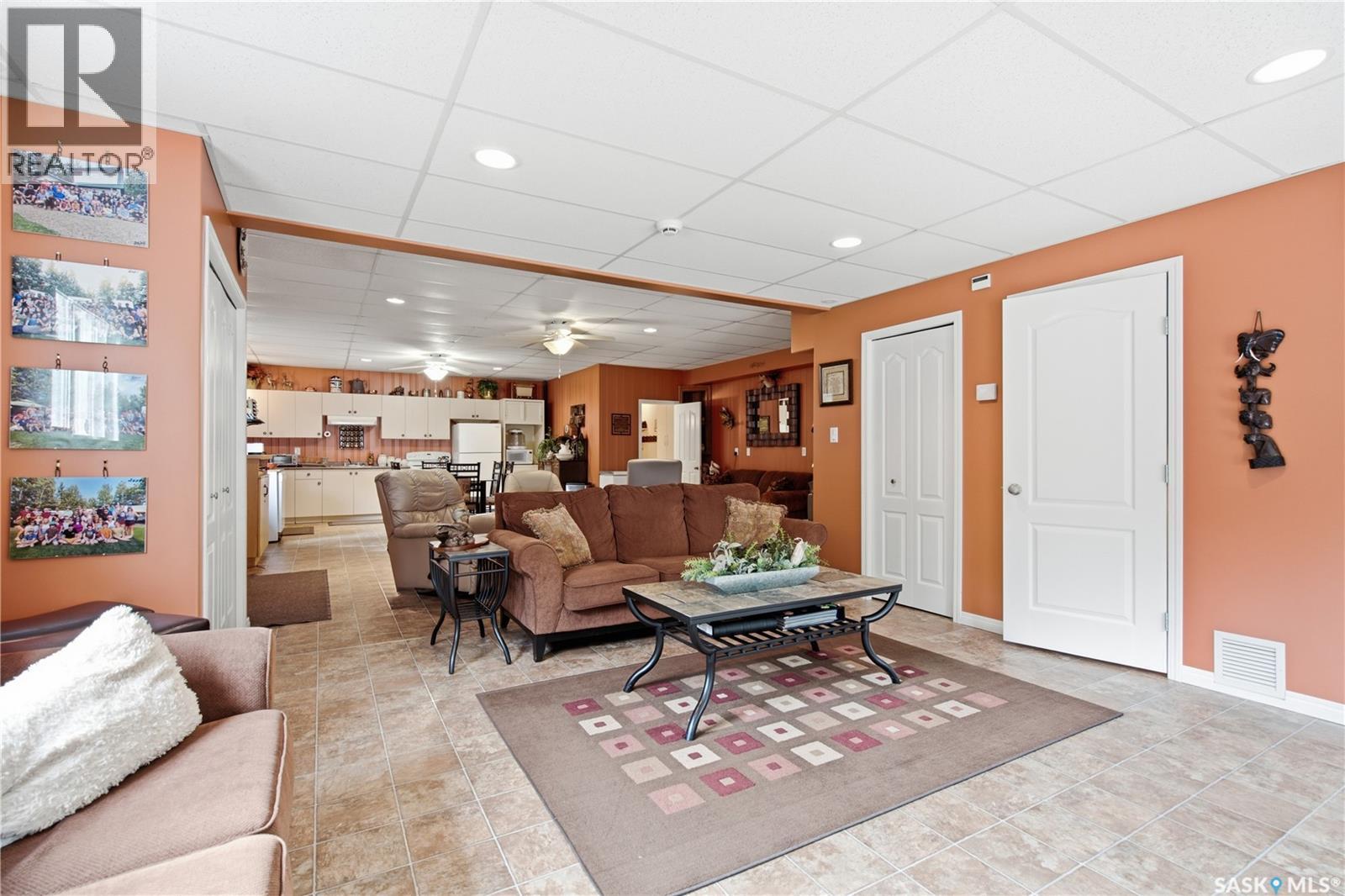 403 Fetsch CRESCENT - 7