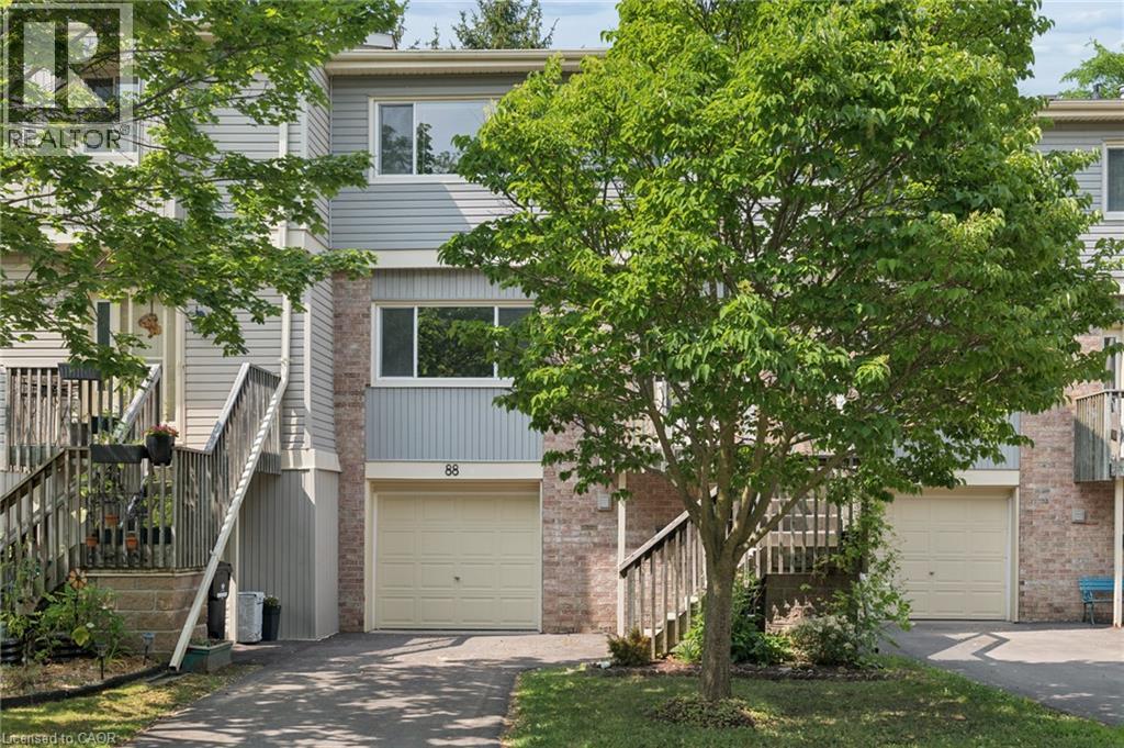 30 GREEN VALLEY Drive Unit# 88 — photo 1