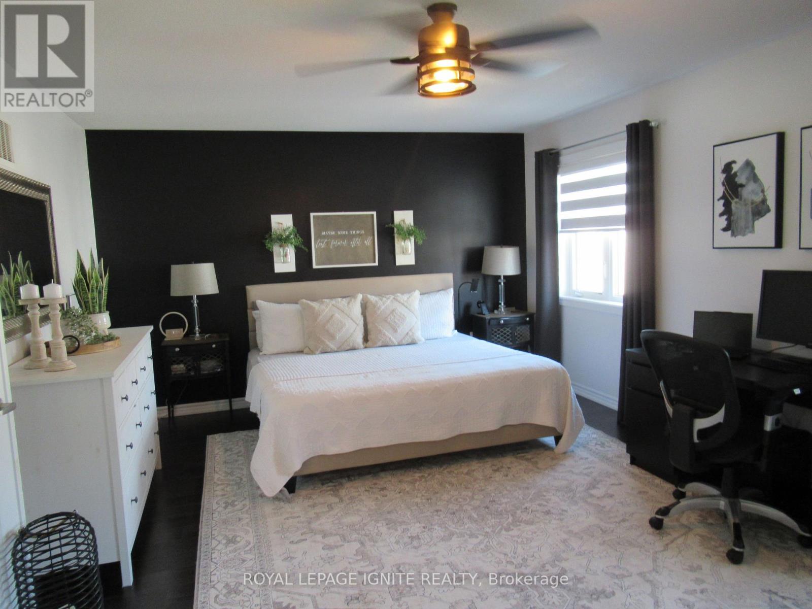 170 GOLD PARK GATE - 12