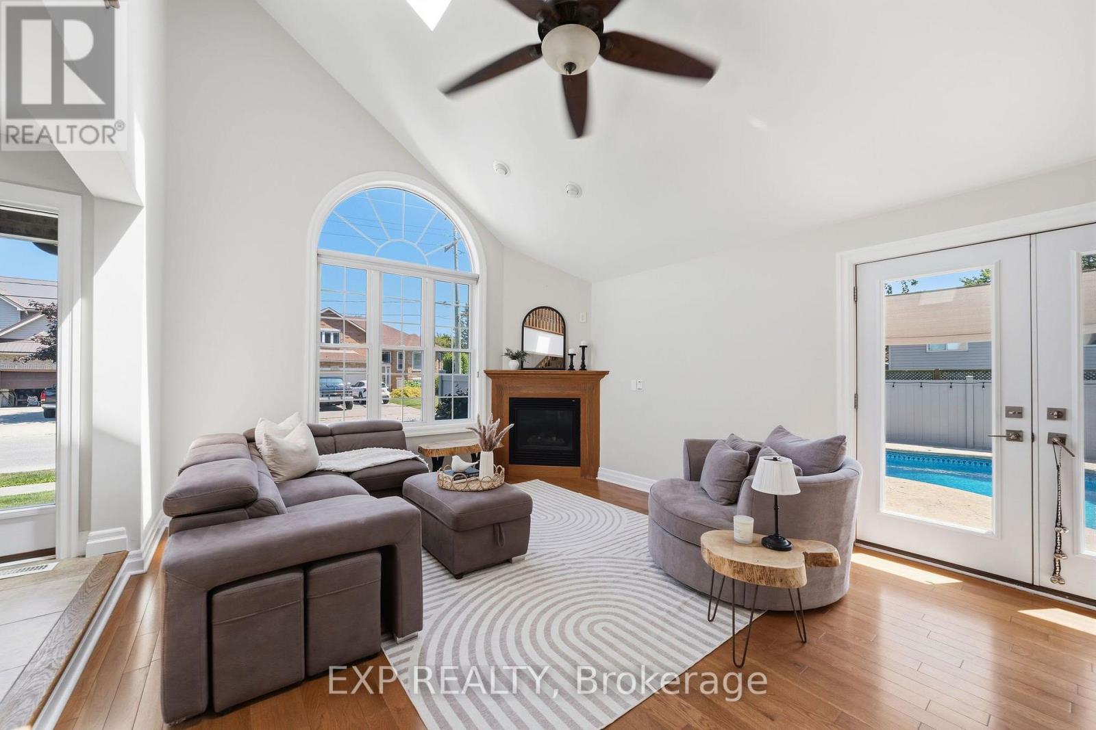 197 GIBSON CRESCENT - Image 12