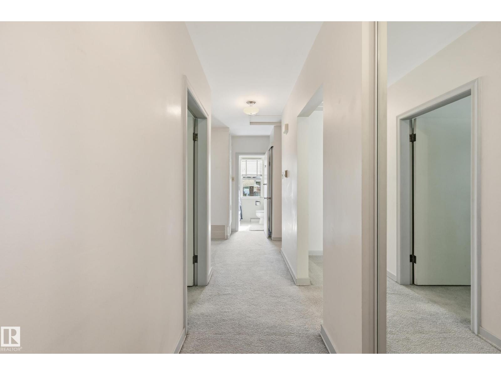 10935 127 Street NW - Photo 6