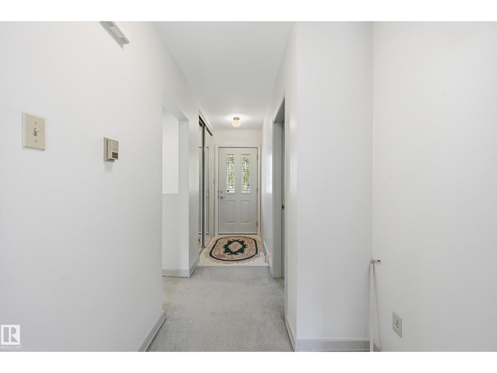10935 127 Street NW - Photo 5