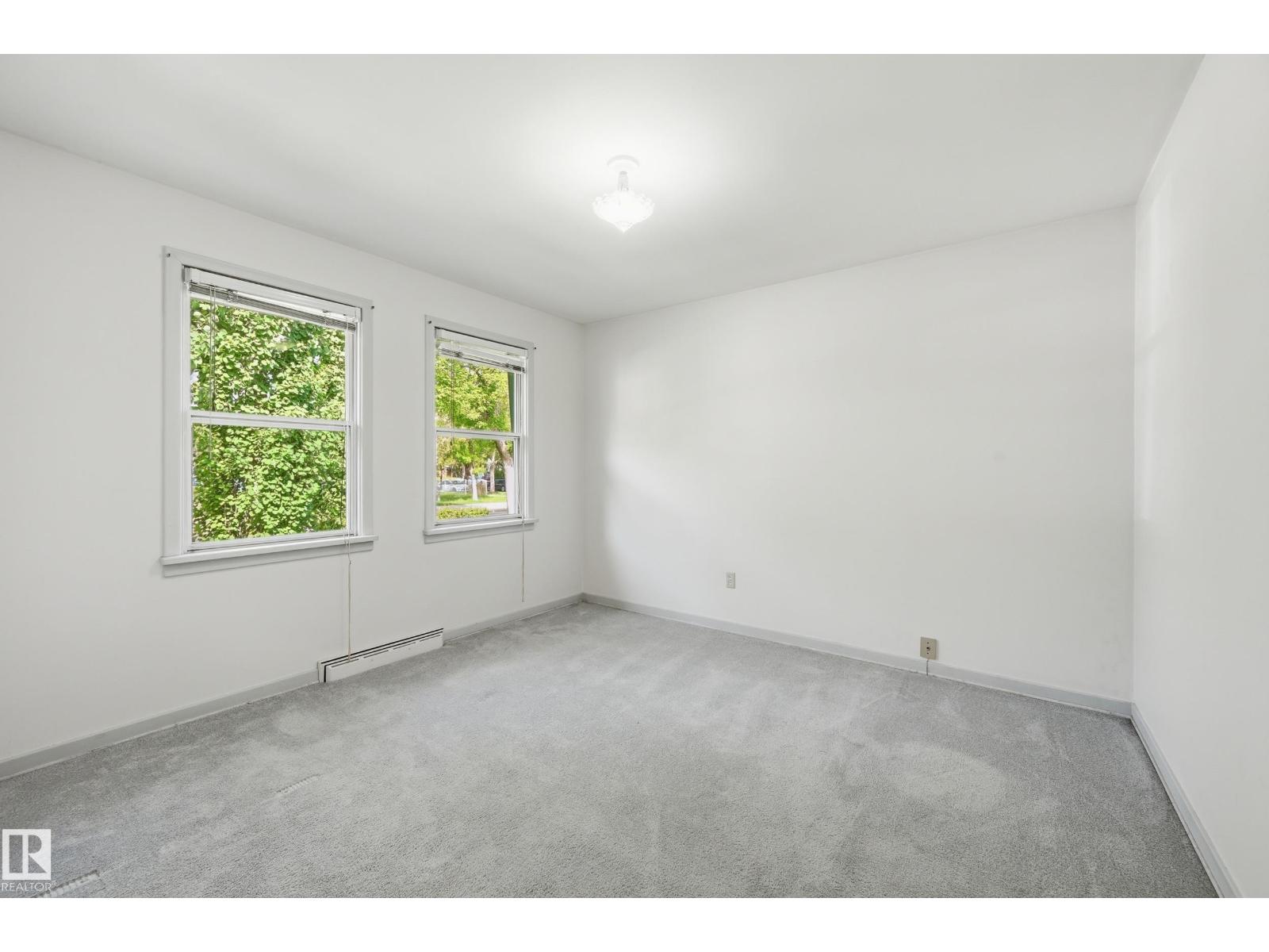10935 127 Street NW - Photo 8