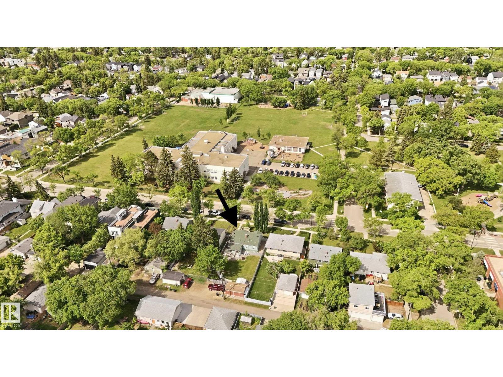 10935 127 Street NW - Photo 50