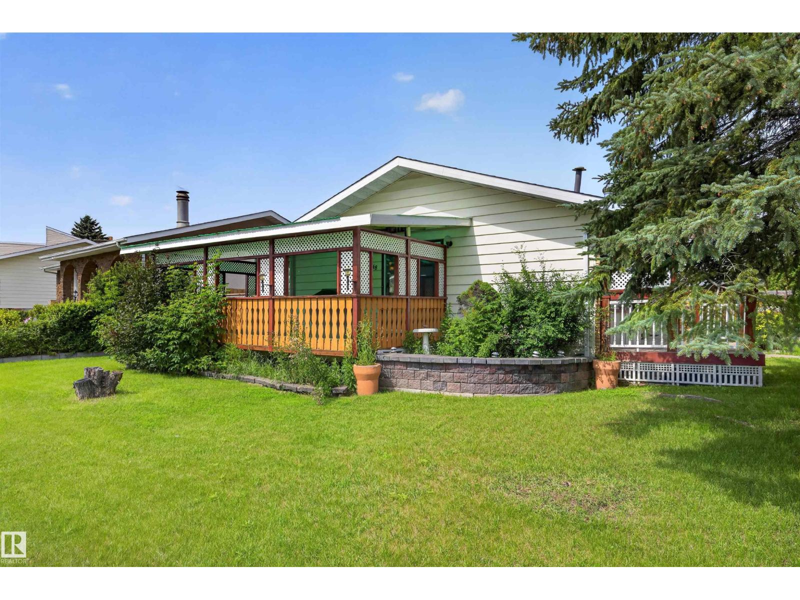 6348 34A AV NW - 38