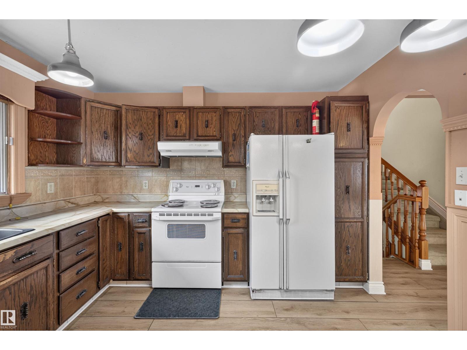 6348 34A AV NW - Image 14
