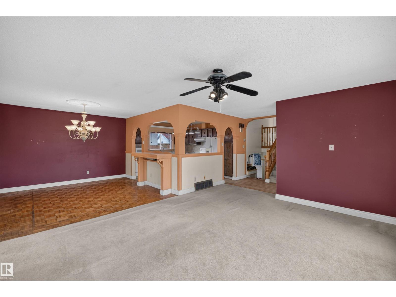 6348 34A AV NW - 7