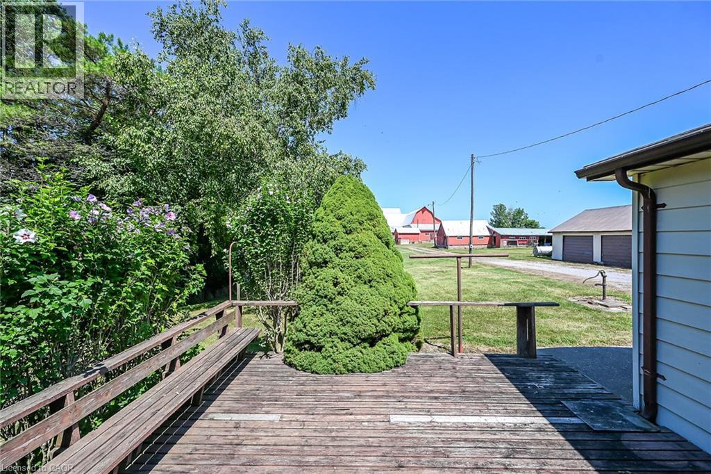 833 LYNN VALLEY Road - 22