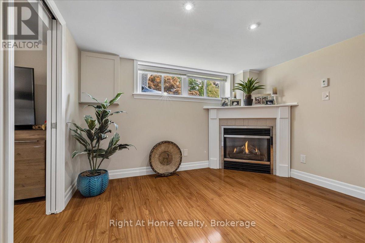 275 KENT CRESCENT - Image 27