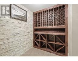 4180 Lakeshore Road, Burlington, ON L7L1A4 Photo 42