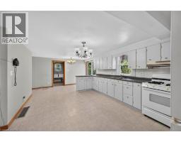 Mud room - 833 Lynn Valley Road, Port Dover, ON N0A1N1 Photo 11