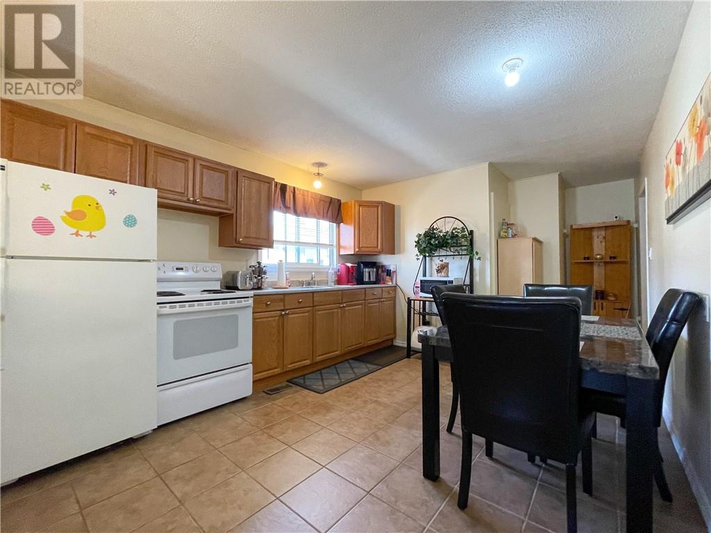 17 Clairmont Street - 7