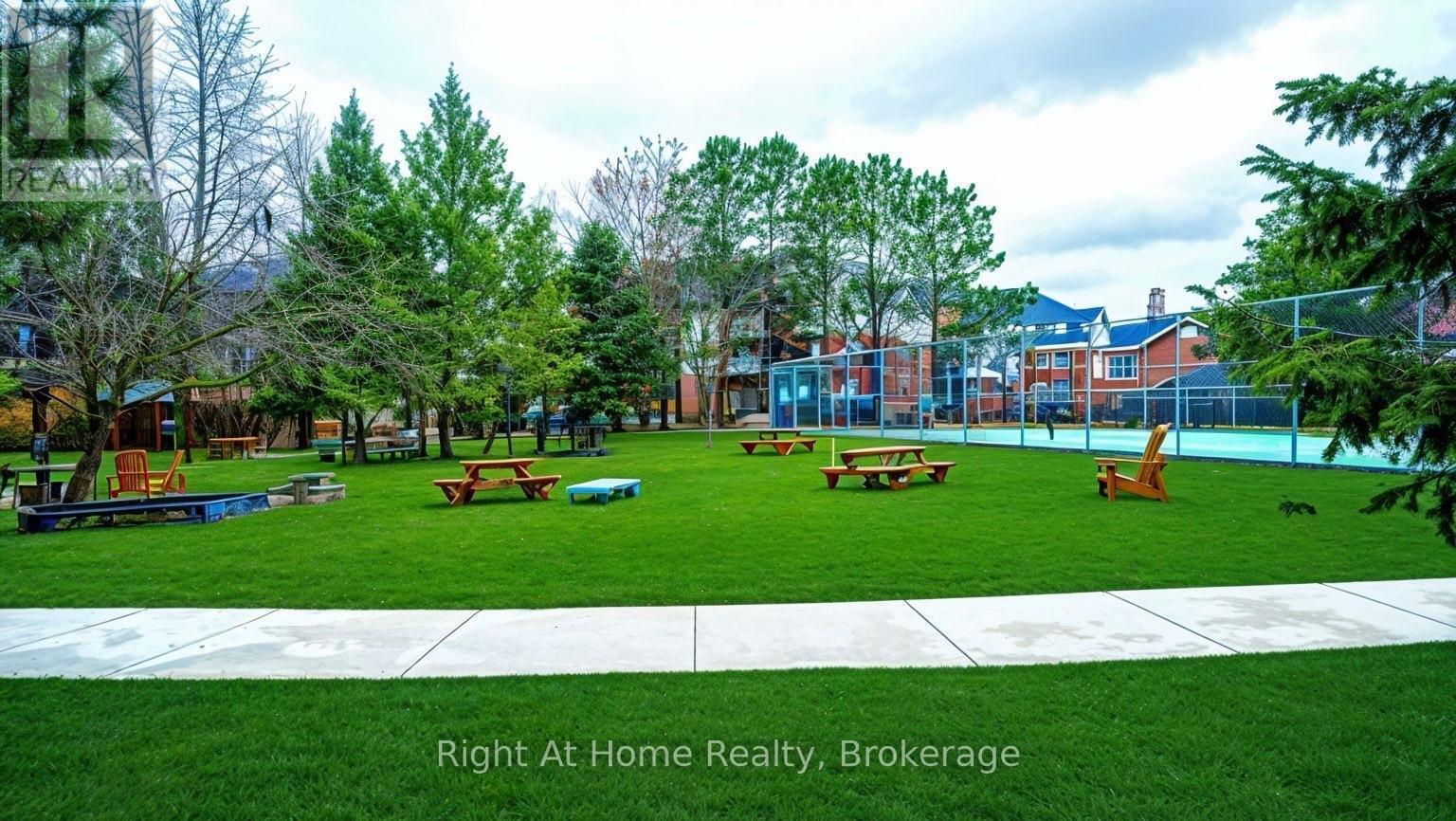 #1215 11753 SHEPPARD AVENUE E - 28