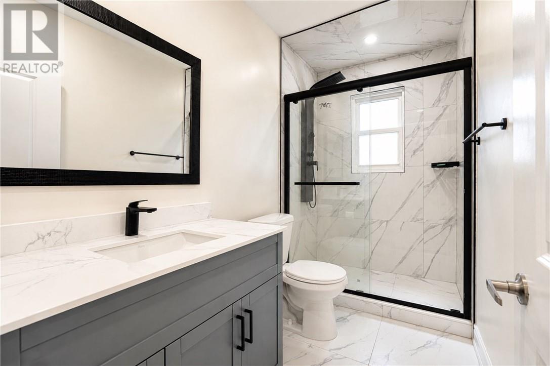 582 Ash Street - 23