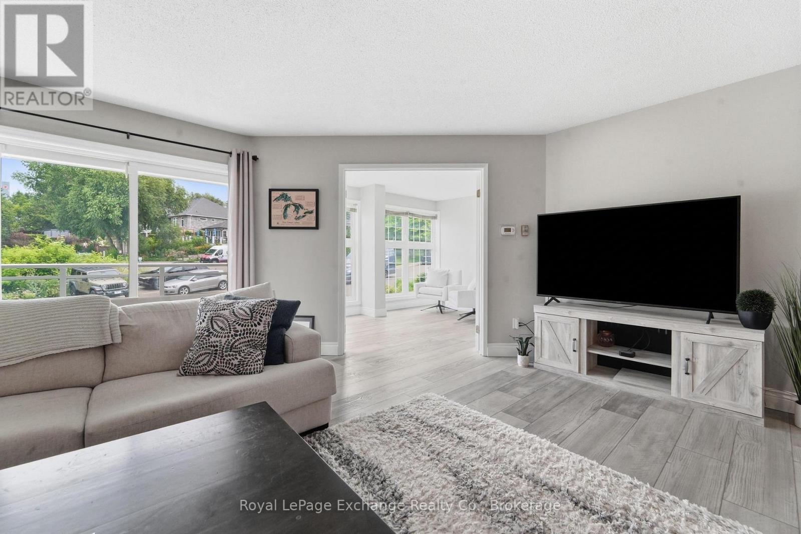 #204 200 HARBOUR STREET - 13
