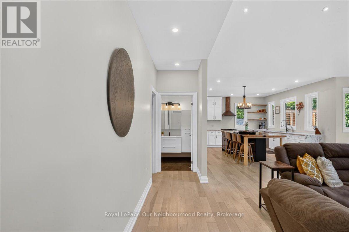 105 EDWINA DRIVE - Image 12